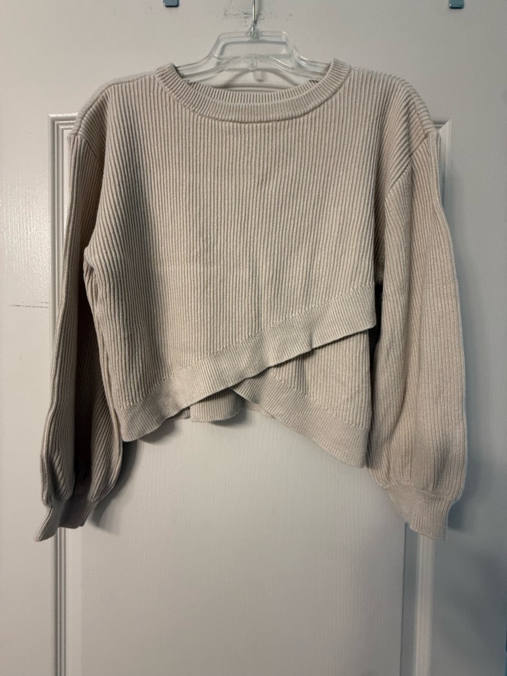 Lululemon Crossover Ribbed Cropped Sweater Size 10 - Picture 2 of 5